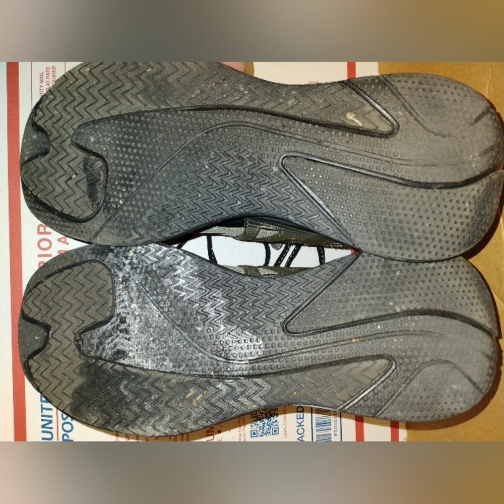 RBX Sneakers - Picture 4 of 4